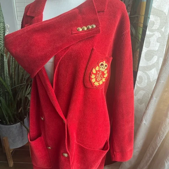 Ralph Lauren Red Blazer with Gold Accents and ensignia size small - Picture 3 of 11